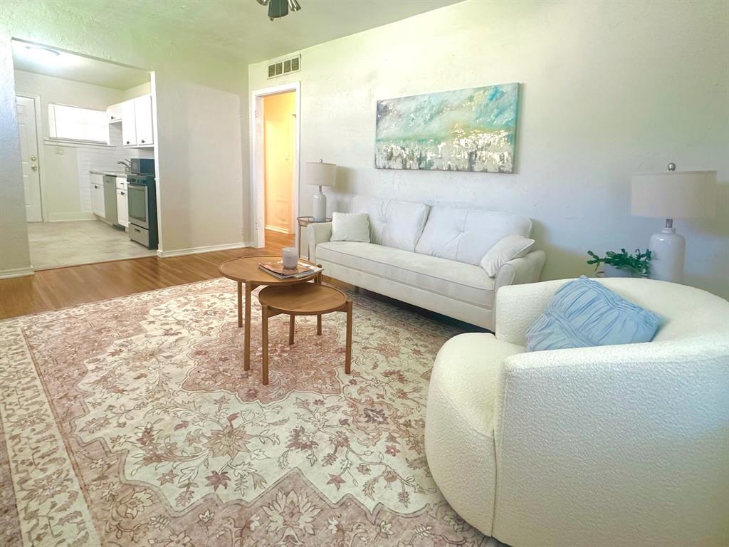 Alamo Heights - Residential