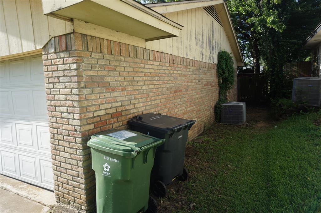 5410 Marshfield Court