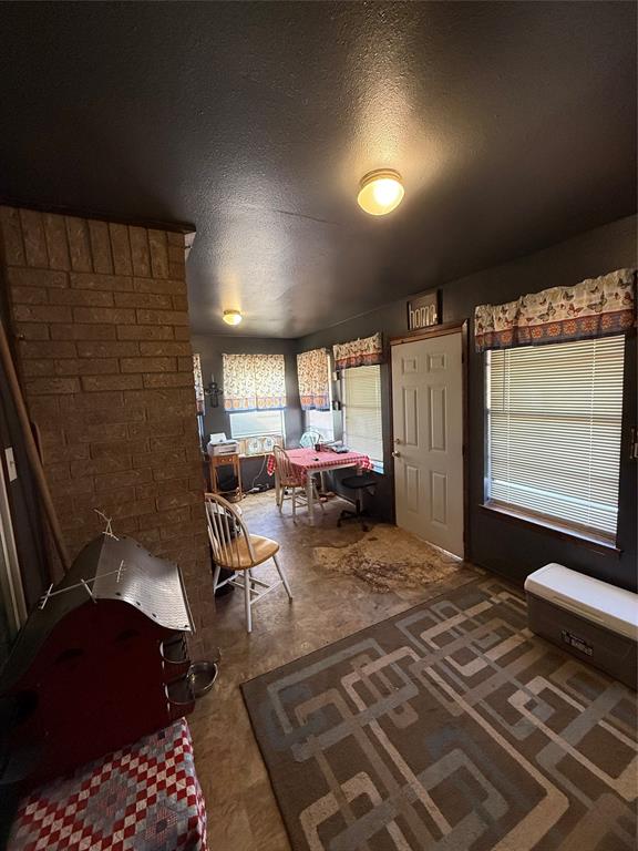 SANTE FE ADDN TOWN COLEMAN, BLOCK 11, LOT 6,7,8 & - Residential