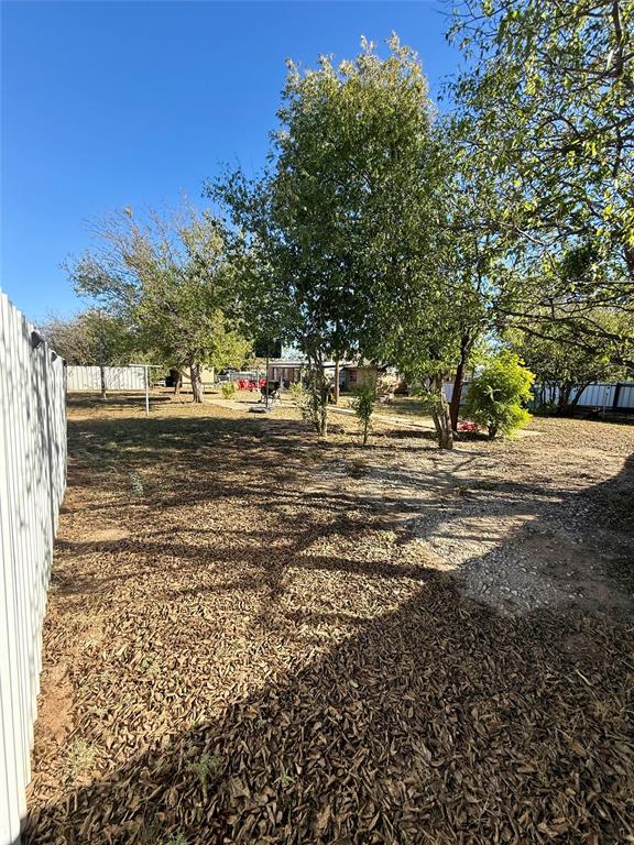 SANTE FE ADDN TOWN COLEMAN, BLOCK 11, LOT 6,7,8 & - Residential