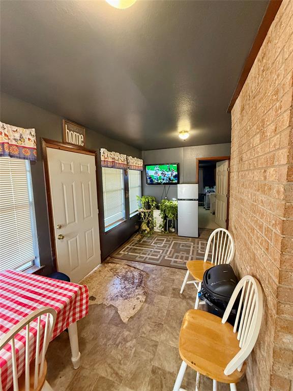 SANTE FE ADDN TOWN COLEMAN, BLOCK 11, LOT 6,7,8 & - Residential