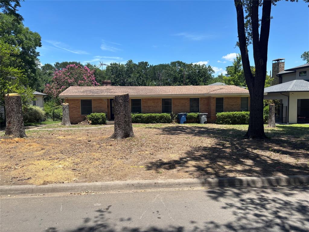 7043 Delrose Drive