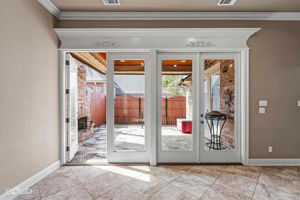 Bossier City, Louisiana 71111, United States, 3 Bedrooms Bedrooms, ,3 BathroomsBathrooms,Residential,Active,220045