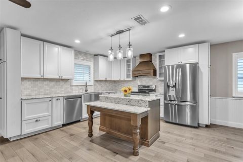 1904 Alston Street Arlington TX 76013