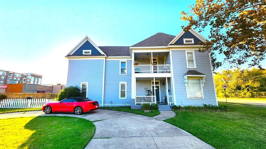 ALL BILLS PAID... 1 Bed 1 Bath available with appliances. Quaint older home with central A-C and other updates. Decent size kitchen with sliding glass doors to back yard. Tall ceilings. Has white picket fenced back yard. Quick Access to I35 or Hwy 121. 1 Block from Lewisville City Hall and in the HEART of Old Town Lewisville. On site Washer Dryer area. Pet friendly. Price based on single occupant. Additional occupant extra. No Sec 8. Ready for move in.