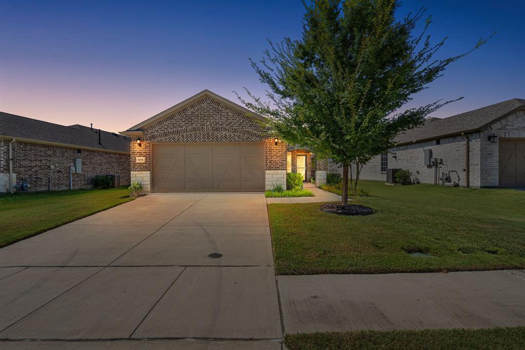 1104 Rough Hollow Drive