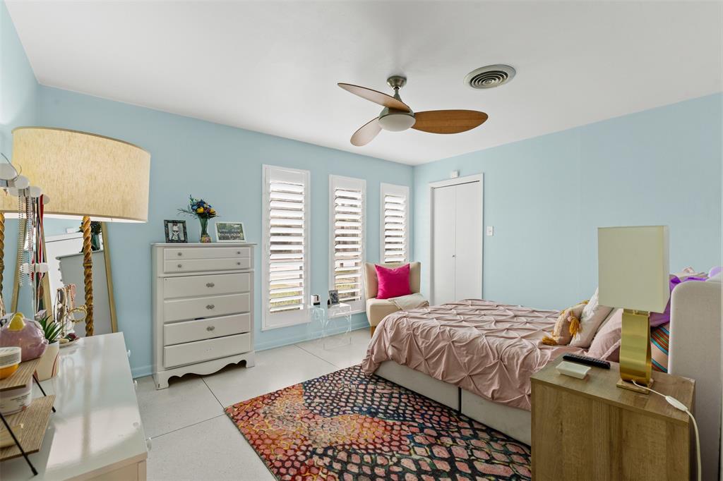 Ridglea - Residential