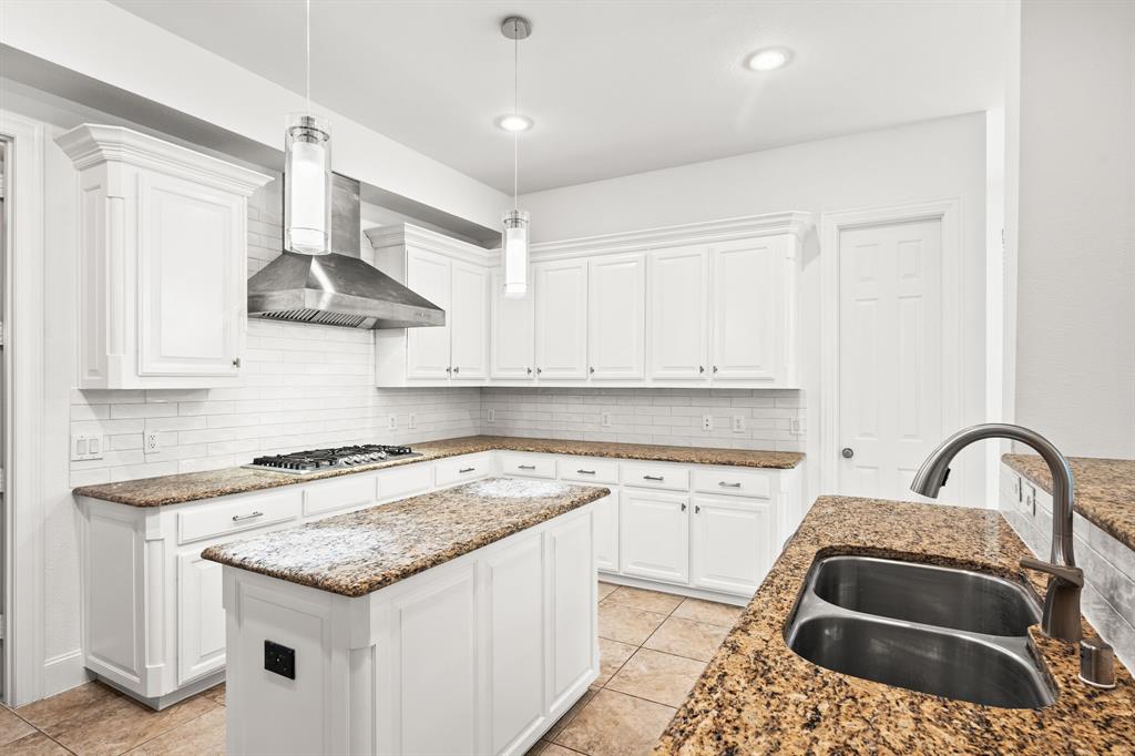 1312 Kerrville Drive