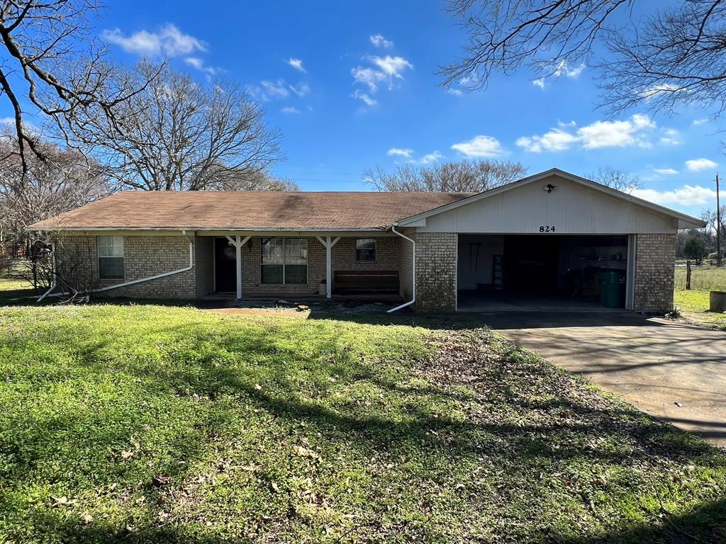View Fairfield, TX 75840 house