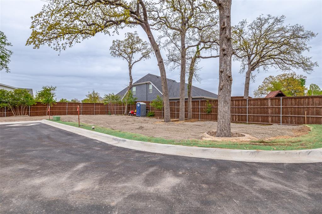 612 Athenia Drive