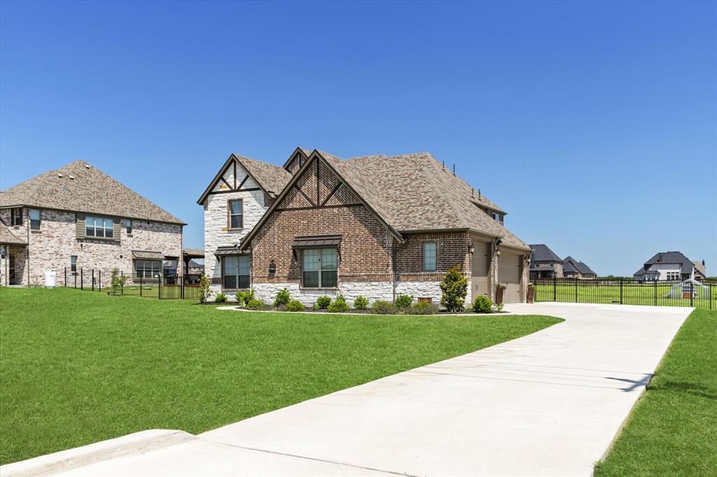 1263 W Farmington Road