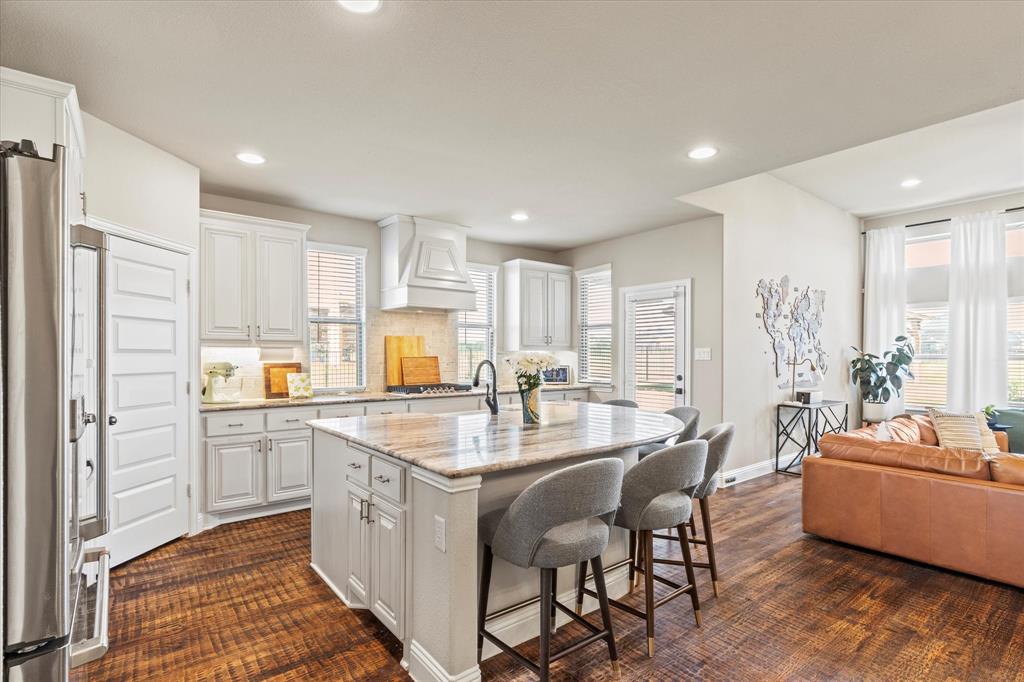 1263 W Farmington Road