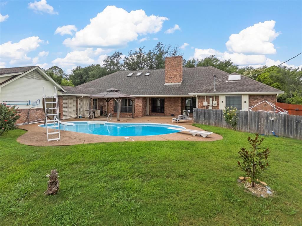 8216 Teakwood Drive