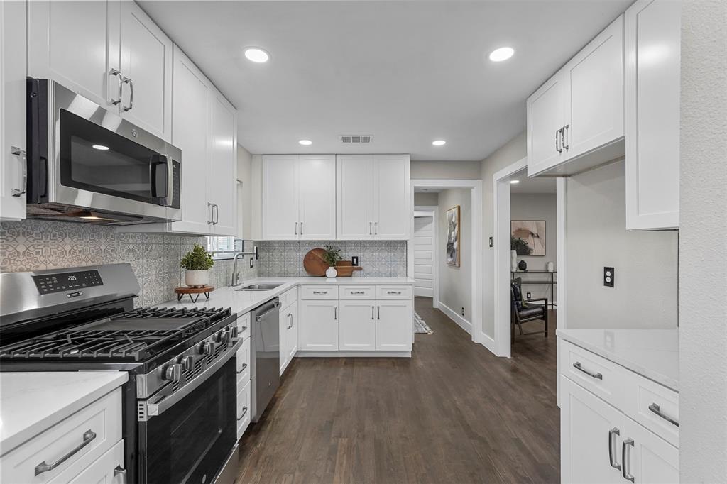 Cloverdale 03 - Residential