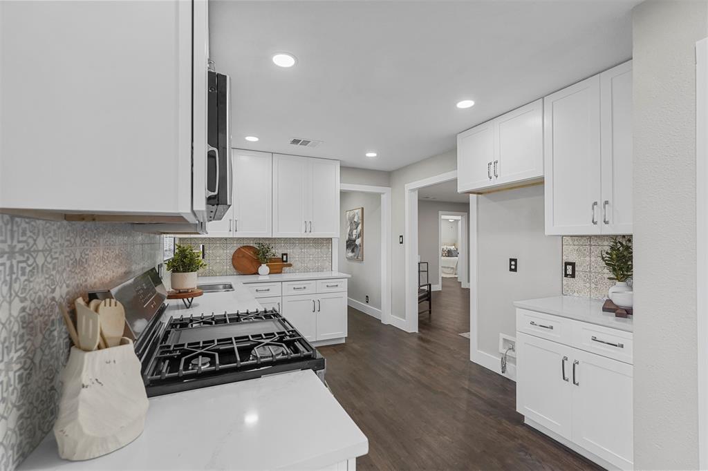 Cloverdale 03 - Residential