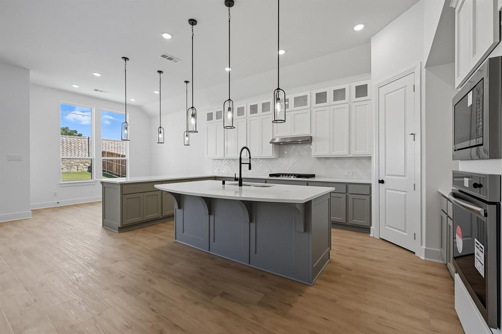 552 Station Drive