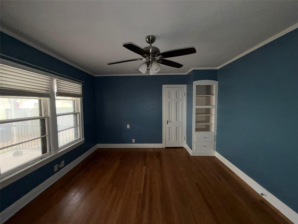 3228 Cockrell Avenue