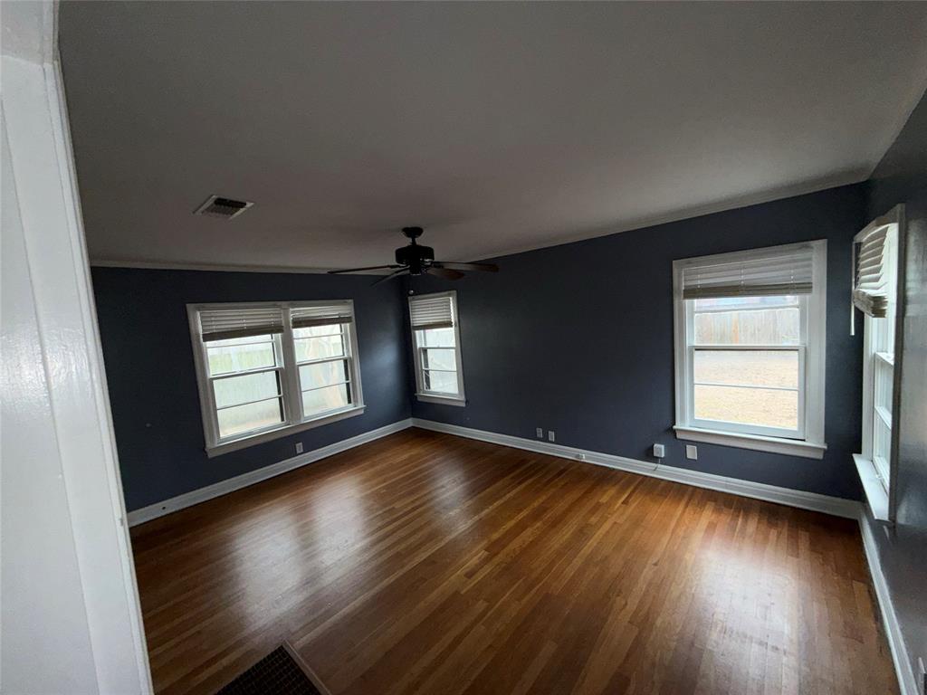 3228 Cockrell Avenue