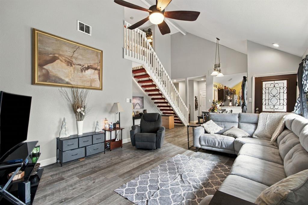 3825 Branch Hollow Circle