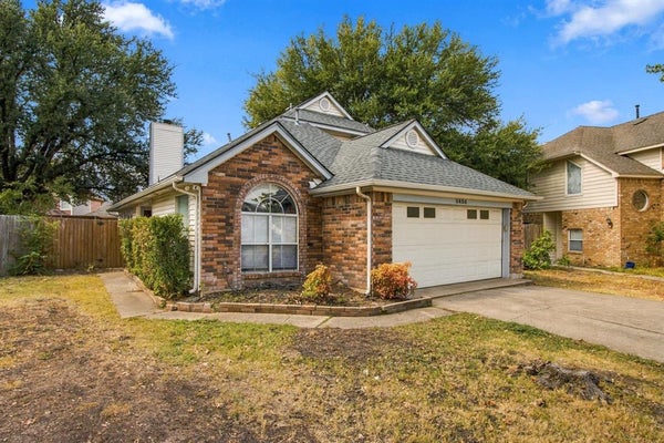 3825 BRANCH HOLLOW CIR, CARROLLTON, TX 75007 - Image 0cb0da02f9eae749064f2097de0ab4a2/3159113672