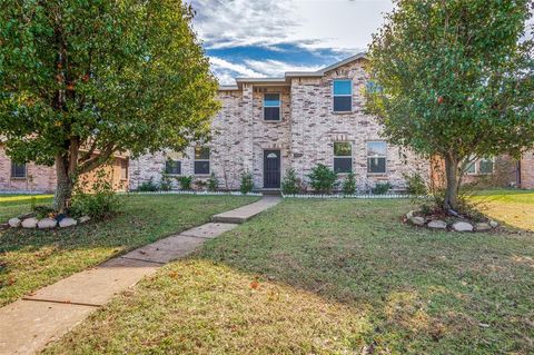 1046 Graystone Drive Lancaster TX 75134