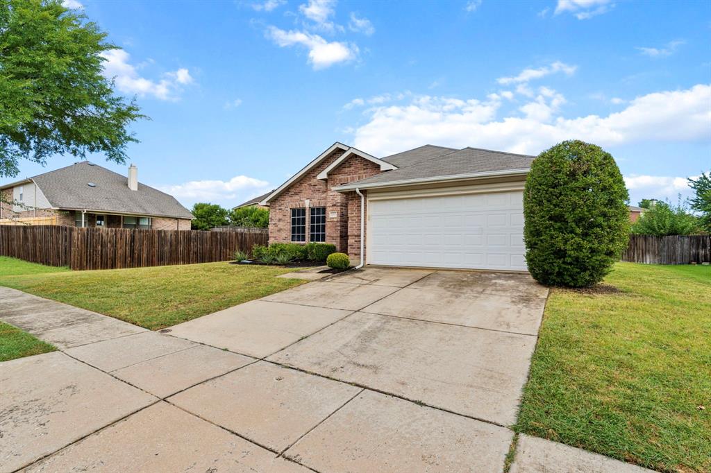 3005 Groveland Terrace