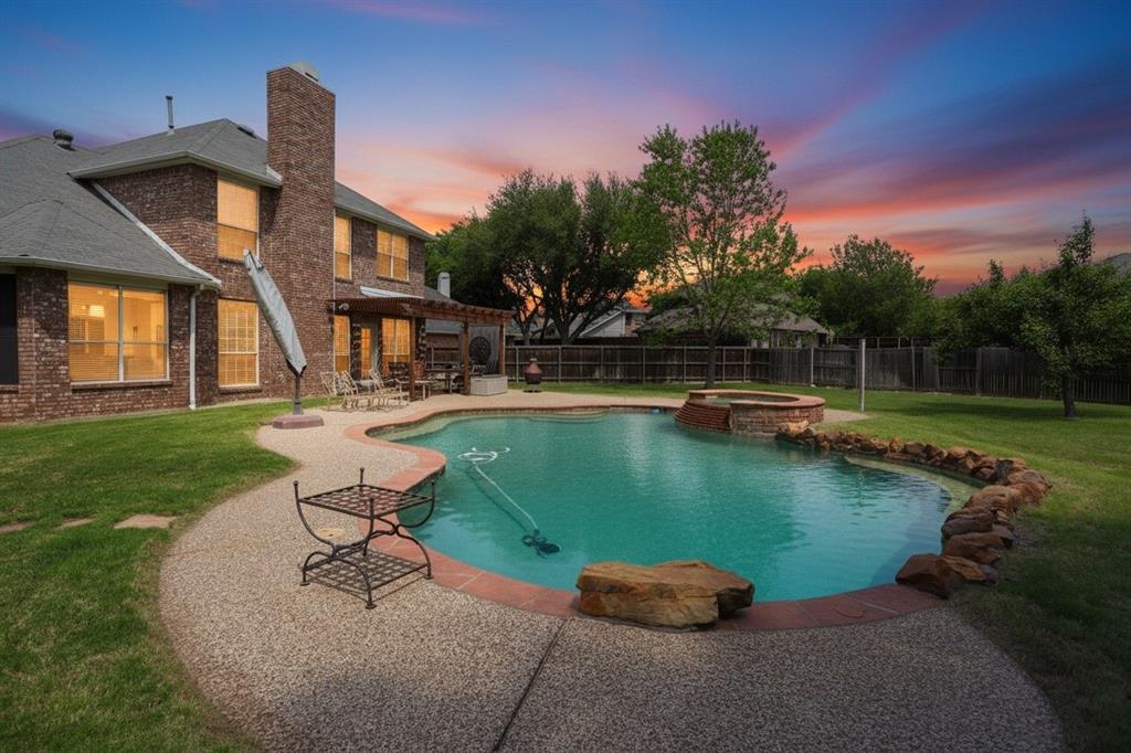 Oakwood Estates Lewisville - Residential