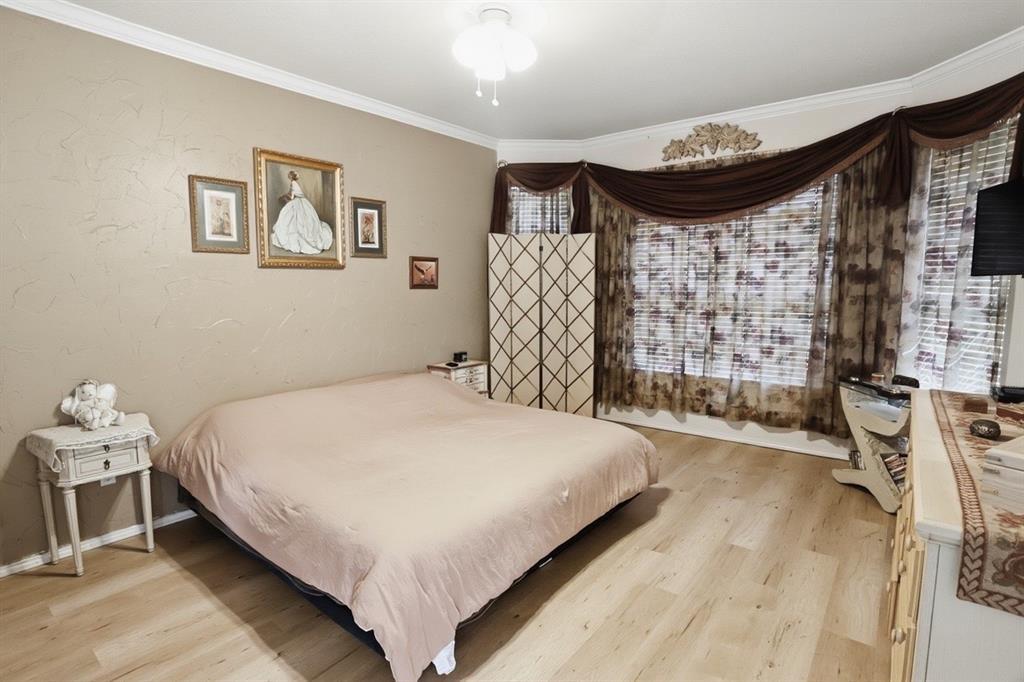 Oakwood Estates Lewisville - Residential