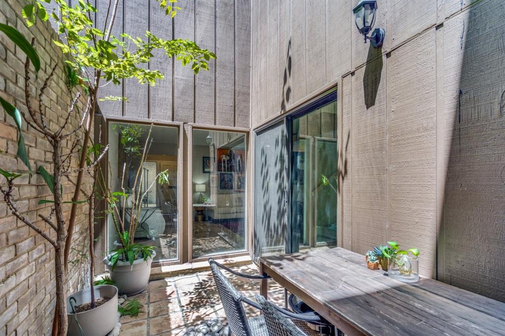 Brooktown Twnhs - Residential