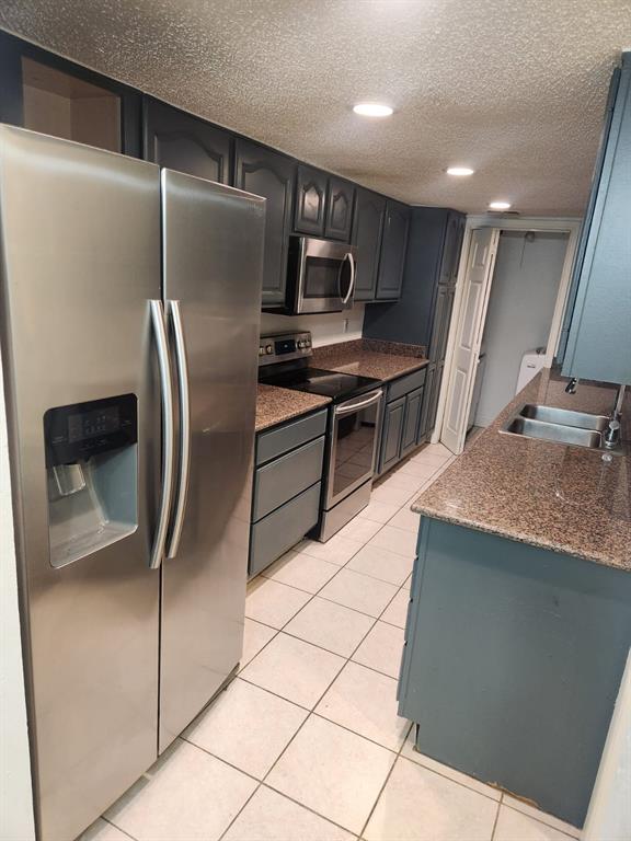 Eastridge II Twnhms Bldg C - Residential Lease