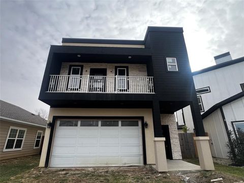 1928 Shaw Street Dallas TX 75212