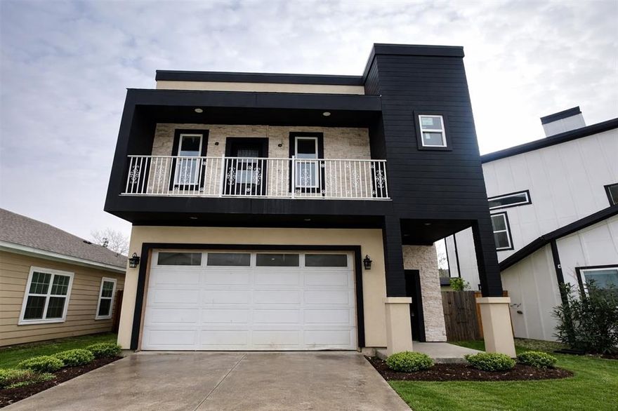 Stunning new construction in the heart of Dallas! This modern masterpiece offers 4 bedrooms and 3 full baths with an open-concept design and soaring vaulted ceilings. Enjoy dramatic floor-to-ceiling fireplaces, a chef’s kitchen featuring a marble waterfall island, and sleek contemporary finishes throughout. The oversized primary suite includes a private patio, creating the perfect retreat. Upstairs you’ll find a spacious game room with its own fireplace, ideal for entertaining. Step out onto the rooftop deck and take in breathtaking views of downtown Dallas. The home also features a spacious 2-car garage and thoughtful design at every turn. Conveniently located just minutes from Commerce Street with easy access to I-30 and major freeways, offering quick access to downtown, dining, and entertainment.