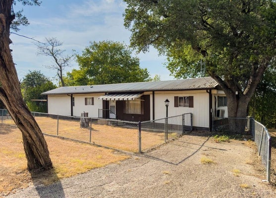 185 DEEP CANYON DR, WHITNEY, TX 76692 - Image 0cb8ed5ce8bcdc1428f04646f47de3e4/3038290638