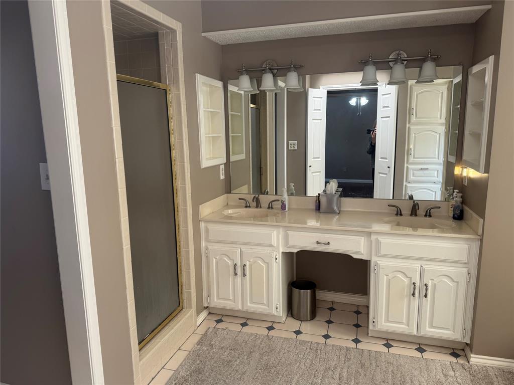 Meadows 05 - Residential