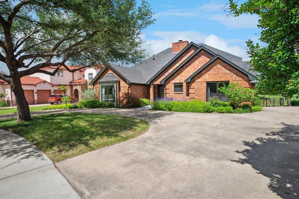 2636 Brookside Drive