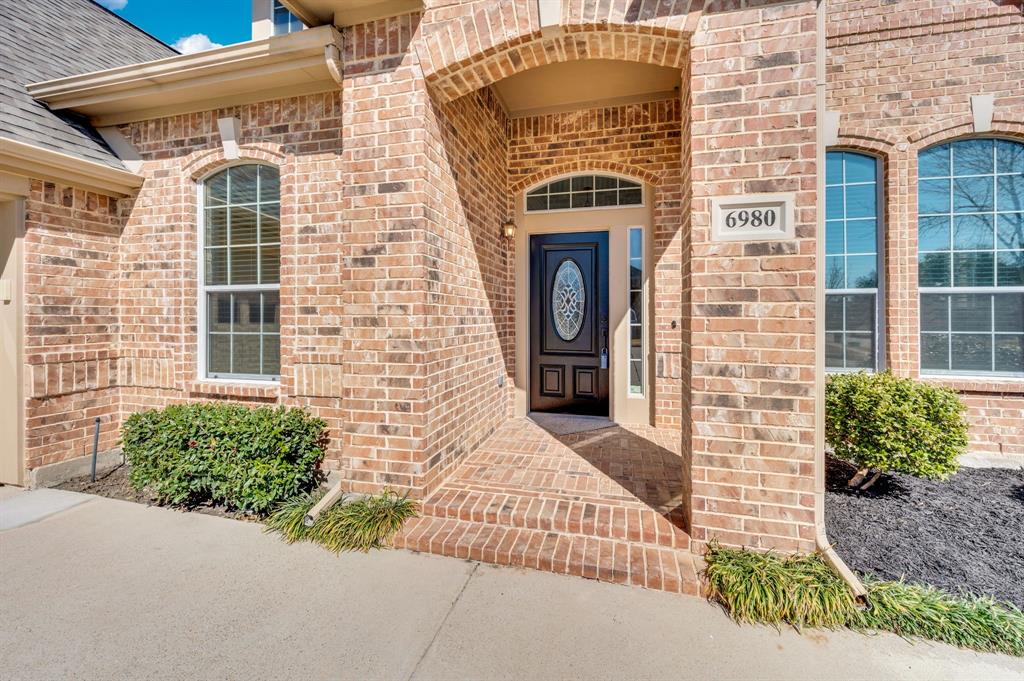 6980 Catamaran Drive