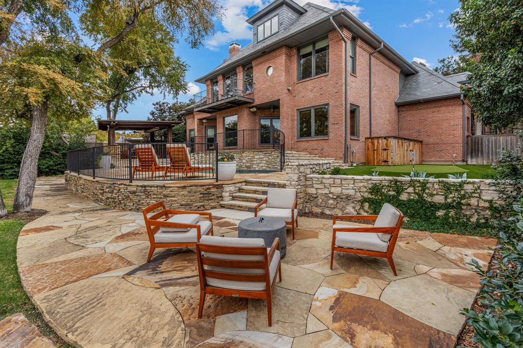 Bellaire Estates - Residential
