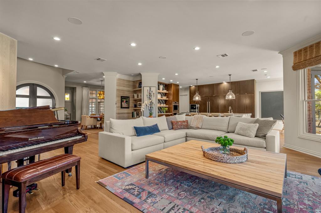 Bellaire Estates - Residential