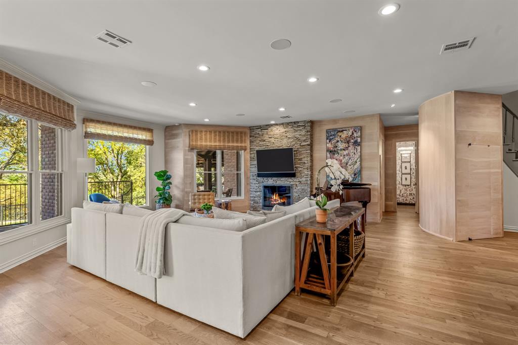 Bellaire Estates - Residential