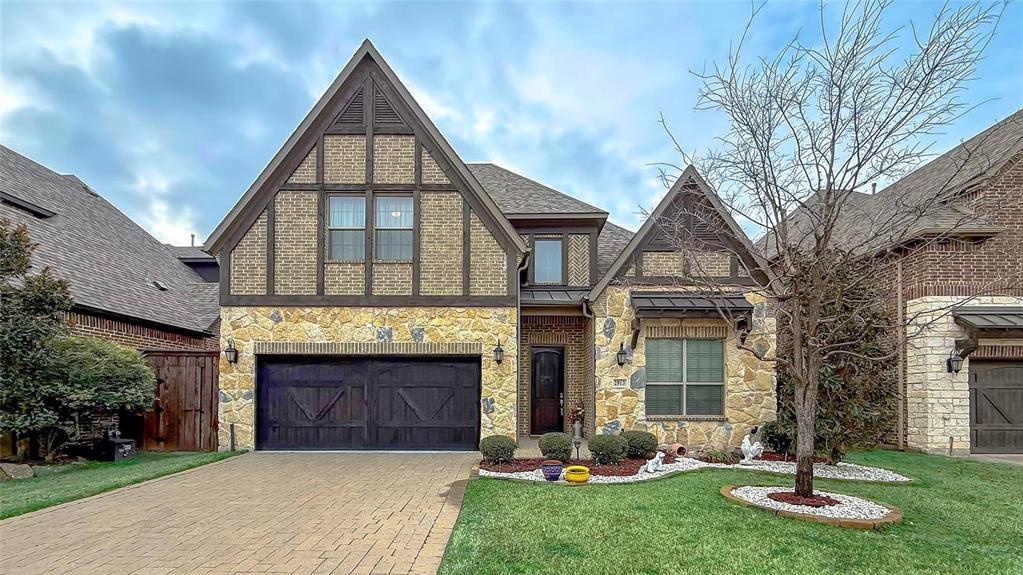 2913 Deansbrook Drive