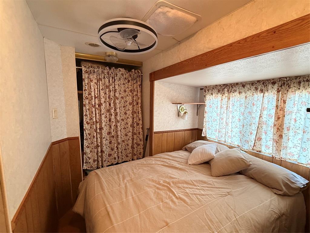 White Oak Shores - Residential