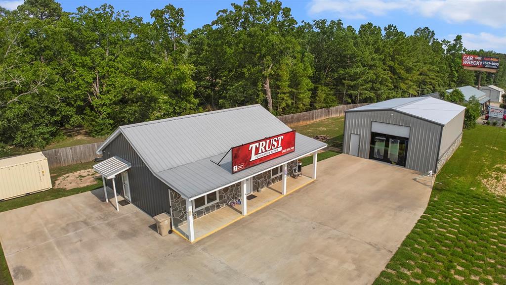 20921 US Highway 69 S