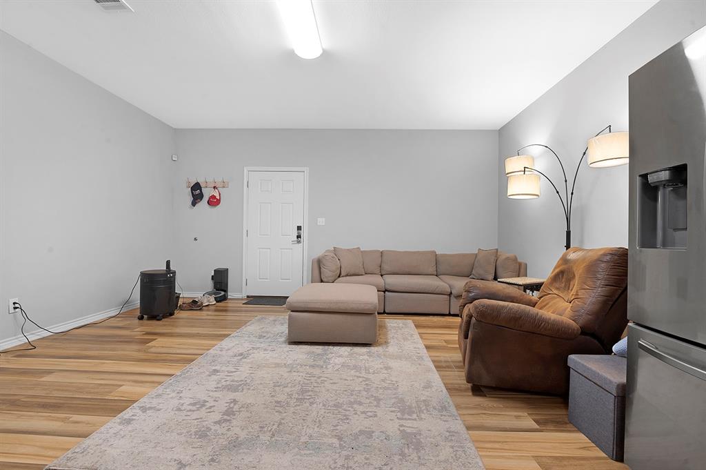 Fairway Bus Park - Commercial Sale