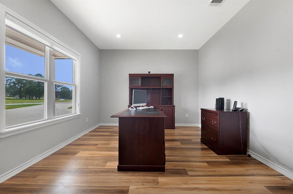 Fairway Bus Park - Commercial Sale