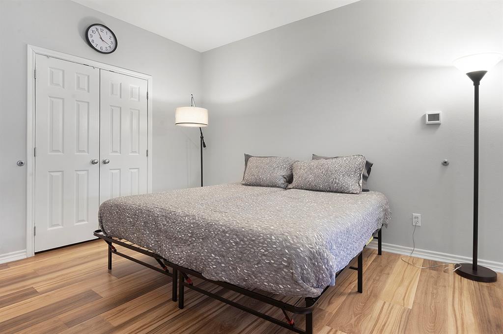 Fairway Bus Park - Commercial Sale