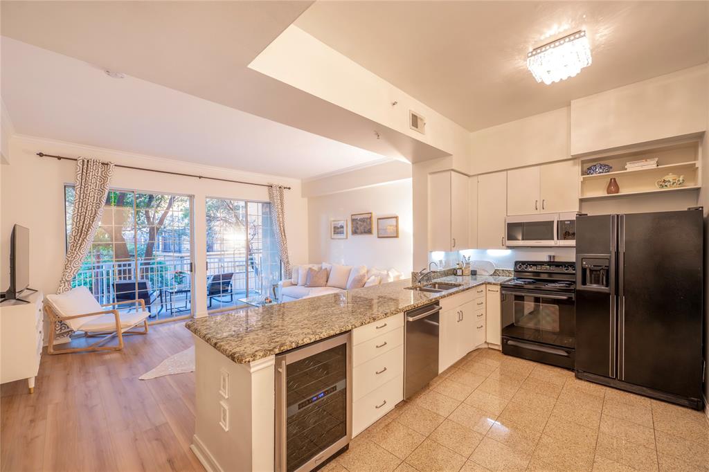 Renaissance On Turtle Creek Condo - Residential