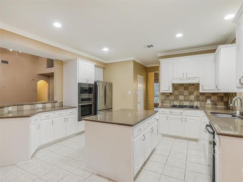 Tiny photo for 122 Wentwood Drive, Murphy, TX 75094 (MLS # 21277786)