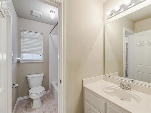 Tiny photo for 122 Wentwood Drive, Murphy, TX 75094 (MLS # 21277786)