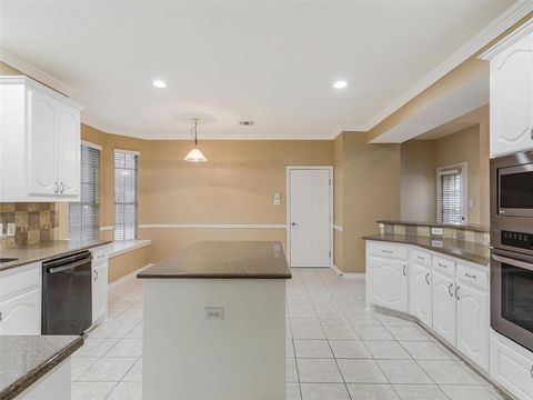 Tiny photo for 122 Wentwood Drive, Murphy, TX 75094 (MLS # 21277786)