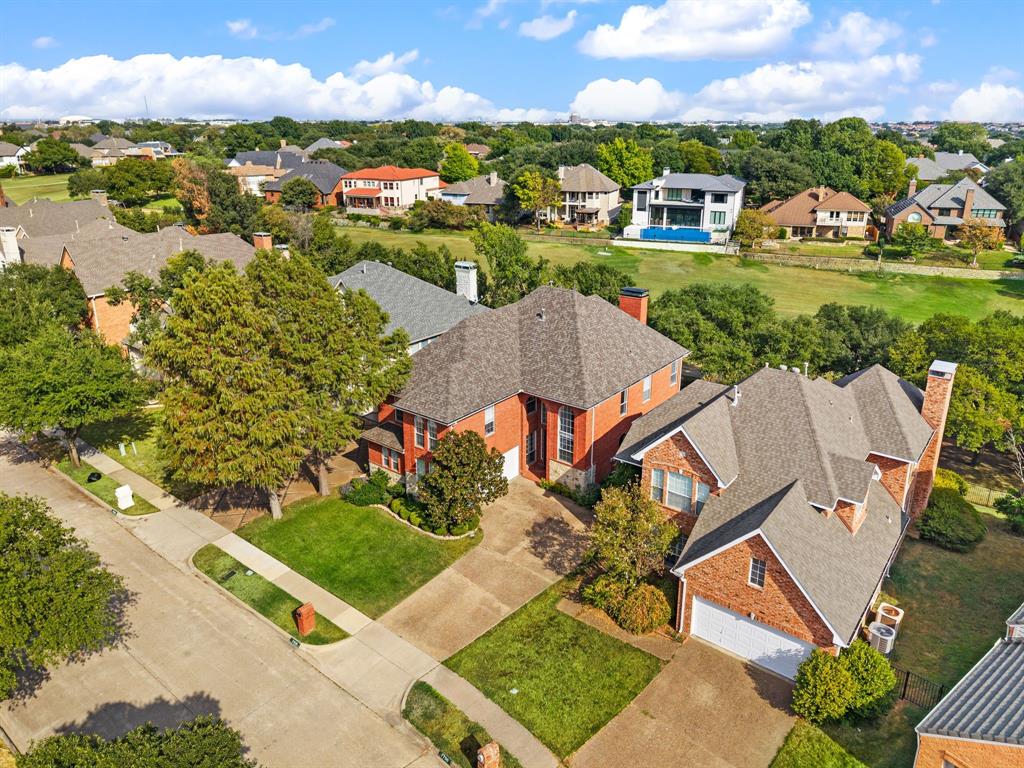 7626 Lakecrest Circle